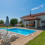Jelavic - Makarska By Guide *