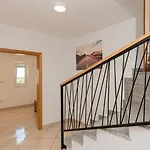 Jelavic - Makarska By Guide Donji Vinjani