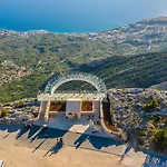 Jelavic - Makarska By Guide * Donji Vinjani