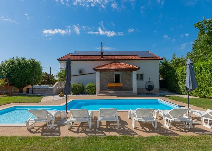 别墅 Jelavic - Makarska By Guide