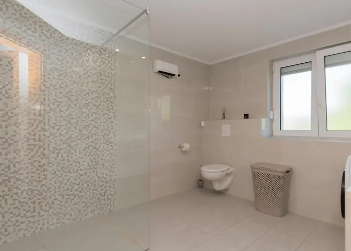 Jelavic - Makarska By Guide 别墅 *